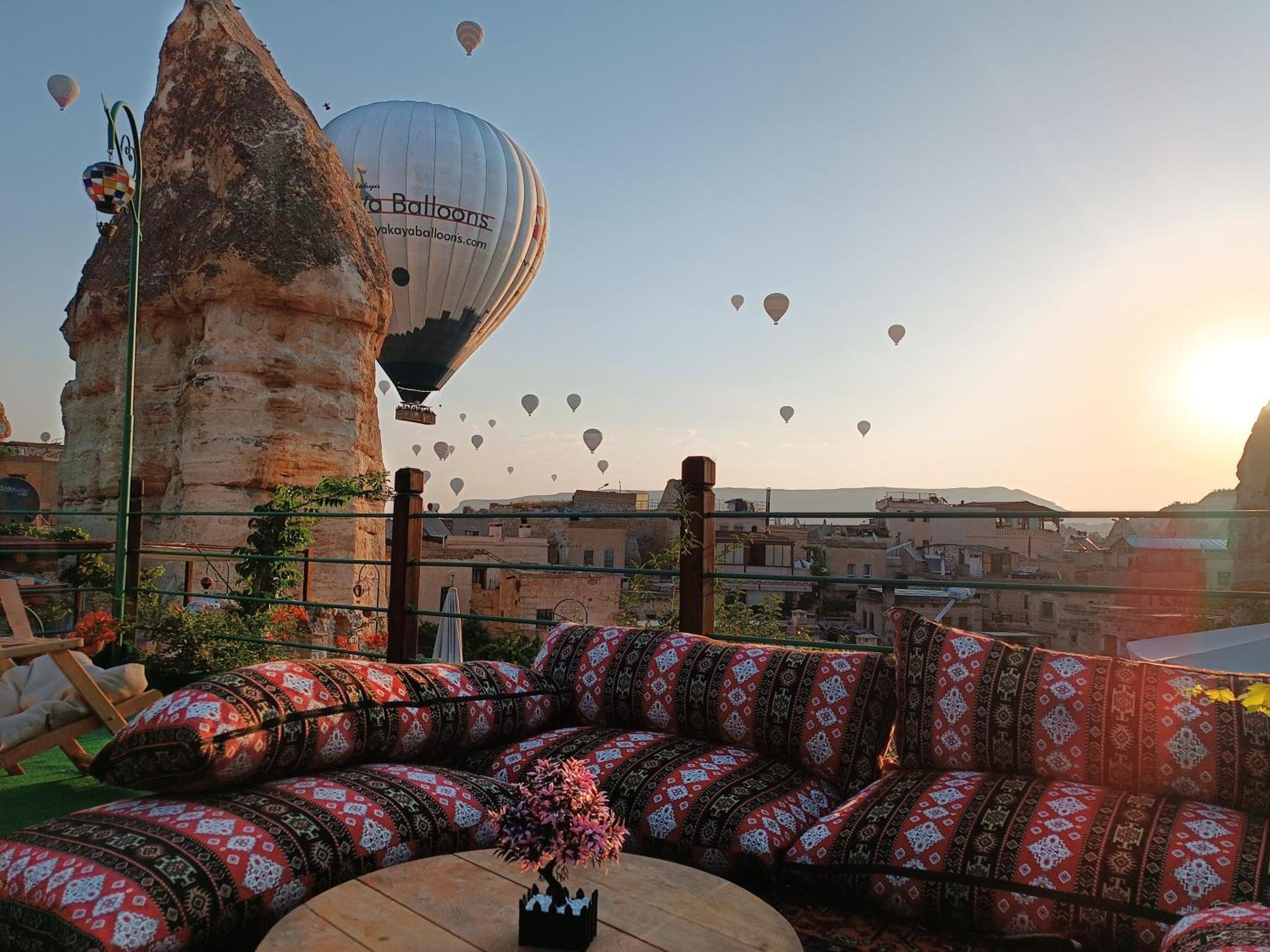 Vintage Cave House Hotel ギョレメ エクステリア 写真
